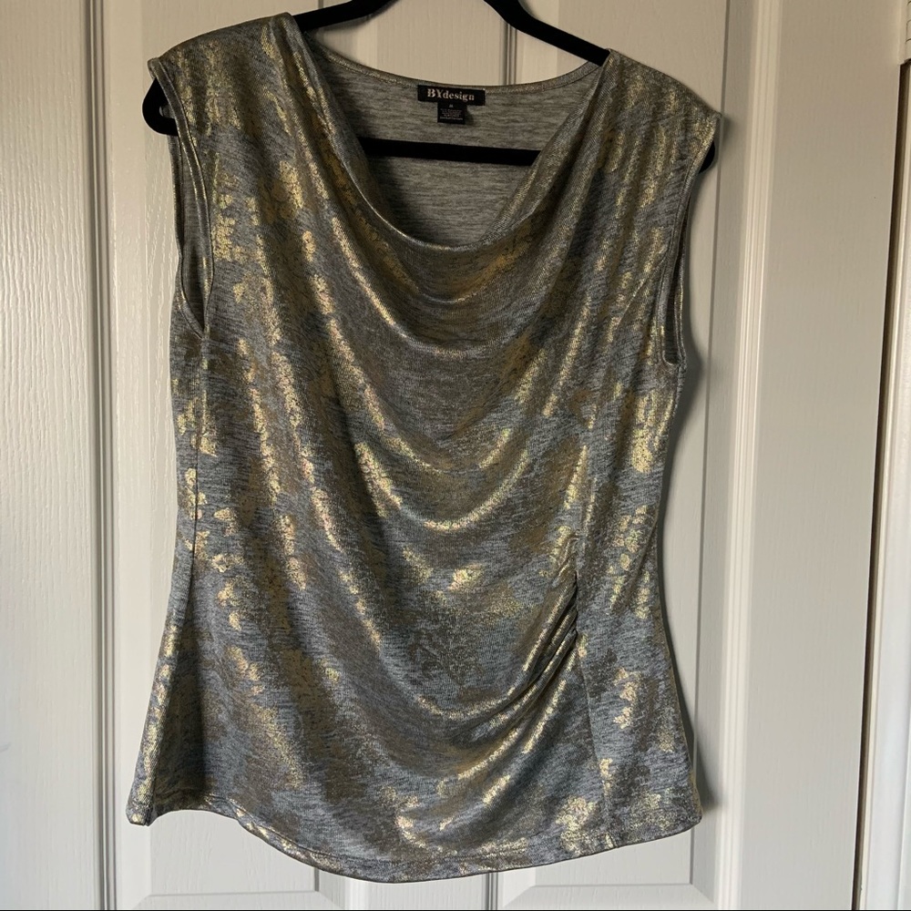 BY design Grey and Gold Metallic Top